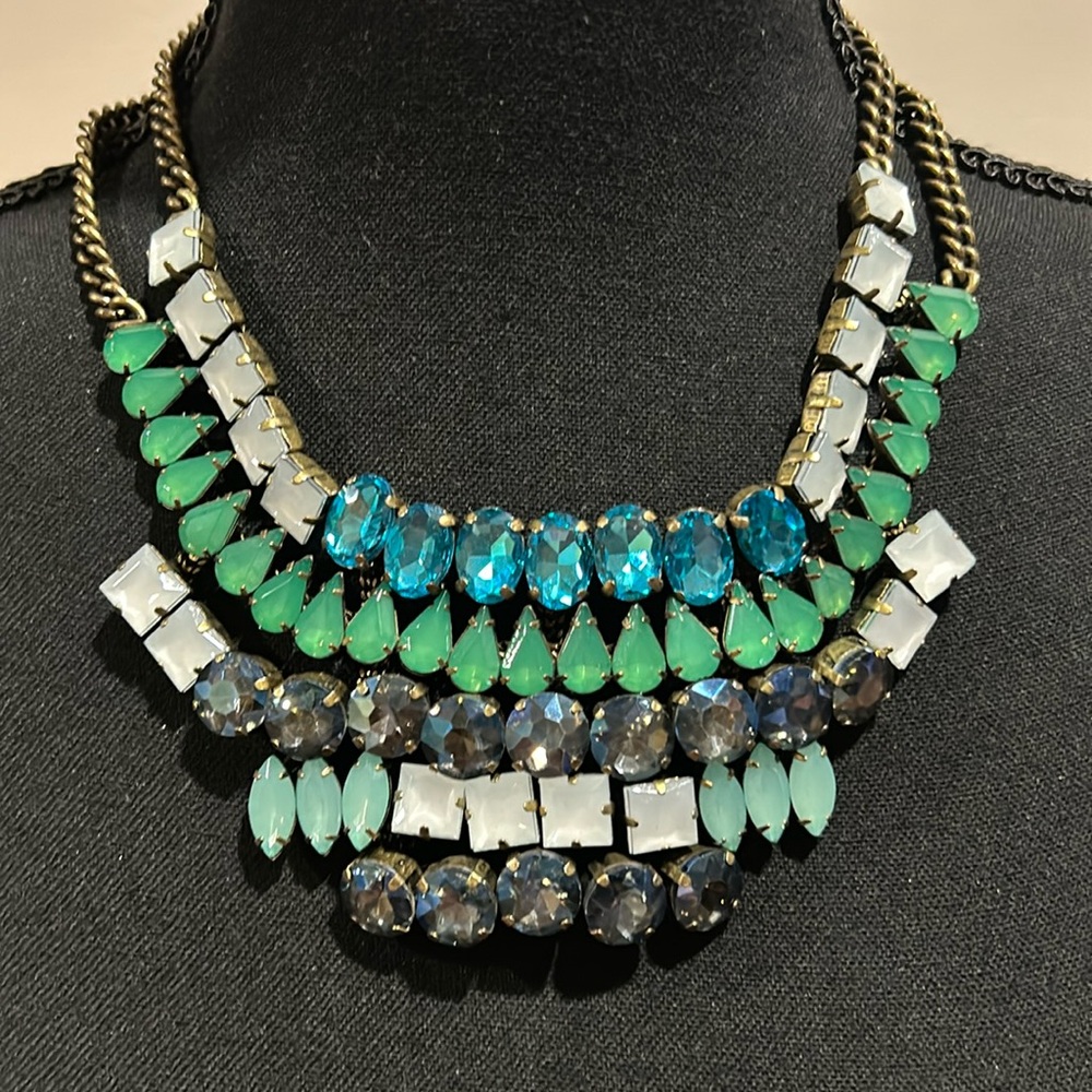 Proceeds go to Charity!  Banana Republic jewel tone stone necklace